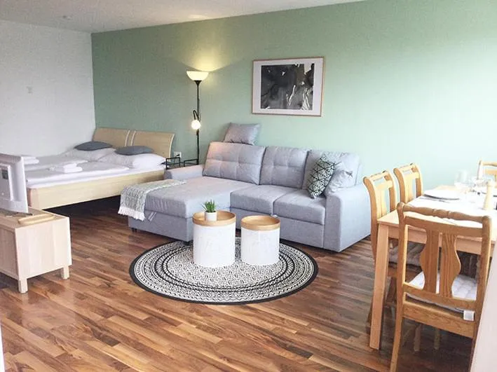 Ferienwohnung für 2 Personen, mit Garten und Ausblick - 1