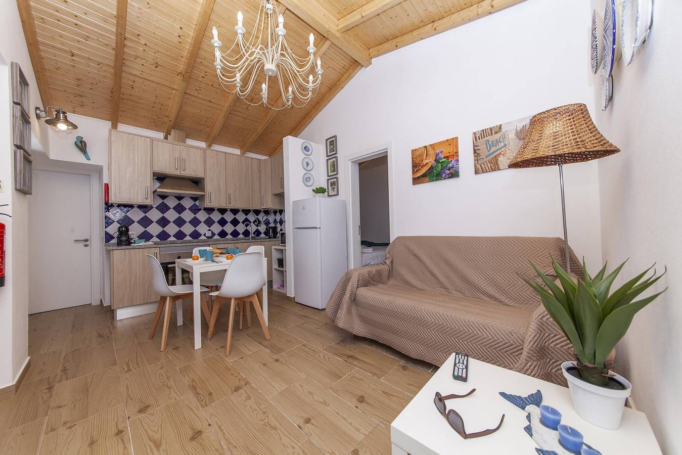Apartamento inteiro, Apartamento de férias para 4 pessoas in Praia do Burgau, Parque Natural do Sudoeste Alentejano e Costa Vicentina