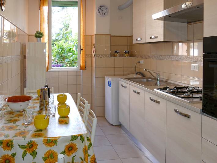 Ferienwohnung für 4 Personen, mit Terrasse und Garten in Diano Marina Gemeinde - 2