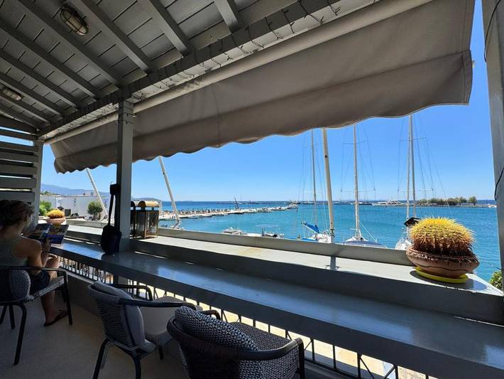 Gîte pour 4 personnes, avec balcon et vue dans Pythagoreio - 3