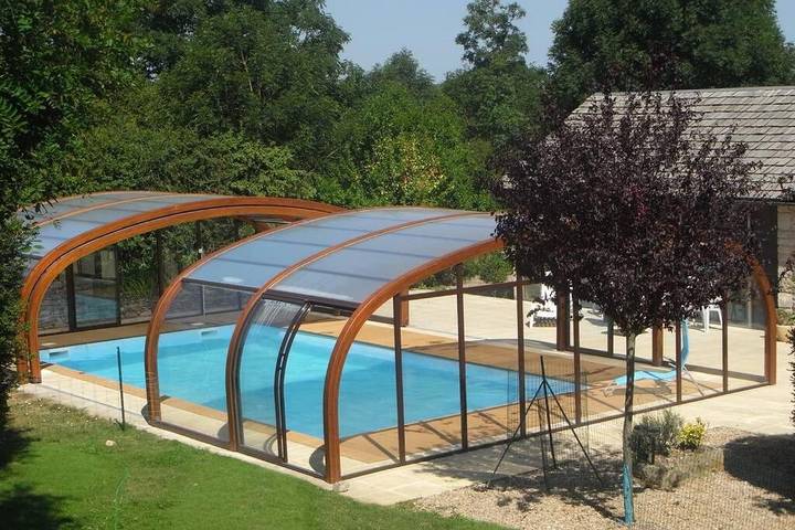 Location de vacances pour 6 personnes, avec piscine et terrasse ainsi que jardin et vue à Le Massegros - 3
