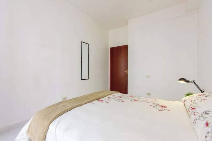 Appartamento intero, Family friendly spacious 3bed apartment in Castellammare del Golfo with WiFi AC in Castellammare del Golfo, Provincia di Trapani