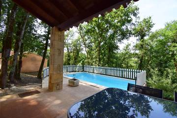 Location De Vacances pour 4 Personnes dans Blanquefort-sur-Briolance, Région de Villeneuve-sur-Lot, Photo 2