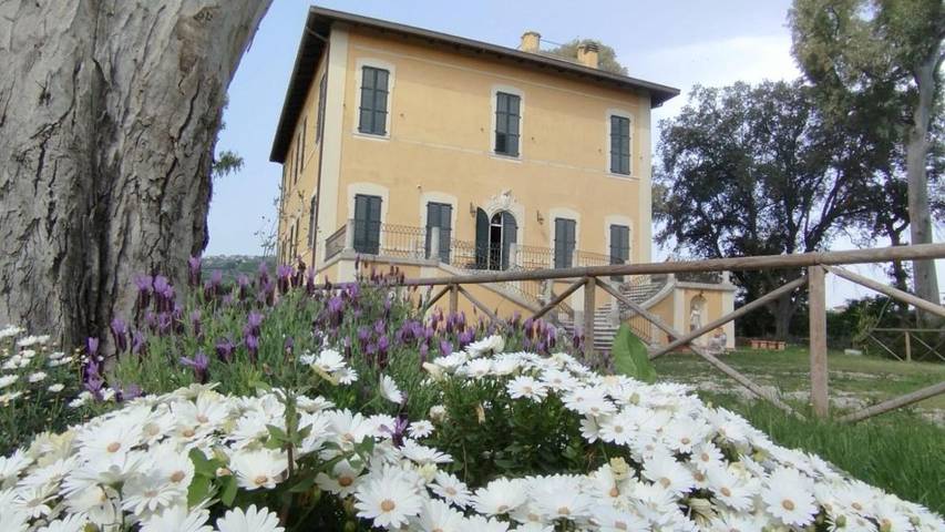 Bed and breakfast per 3 persone, con giardino e terrazza nonché panorama, con animali domestici - 1