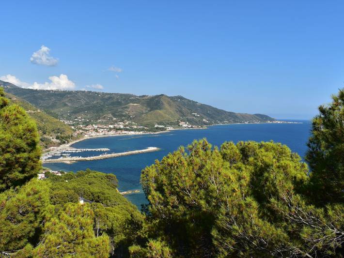 Appartamento per 4 persone, con Terrazza e Giardino nonché Panorama e Vista lago a Montecorice