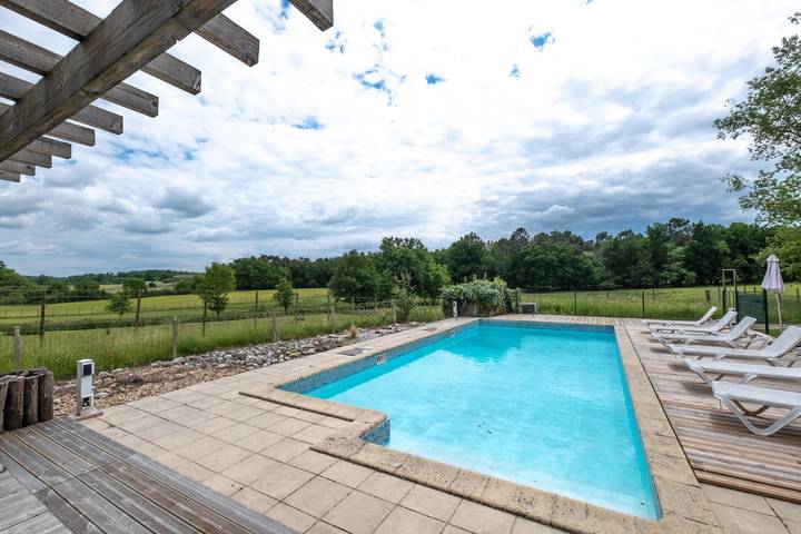 Maison de vacances pour 8 personnes, avec sauna ainsi que jardin et jacuzzi en Dordogne - 2