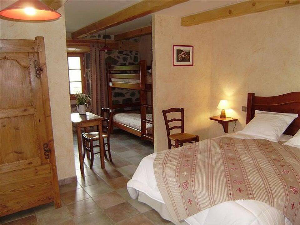 Auberge la maison de Julia, près du Puy en Velay - Bouton d'Or in Blanzac, Massif central