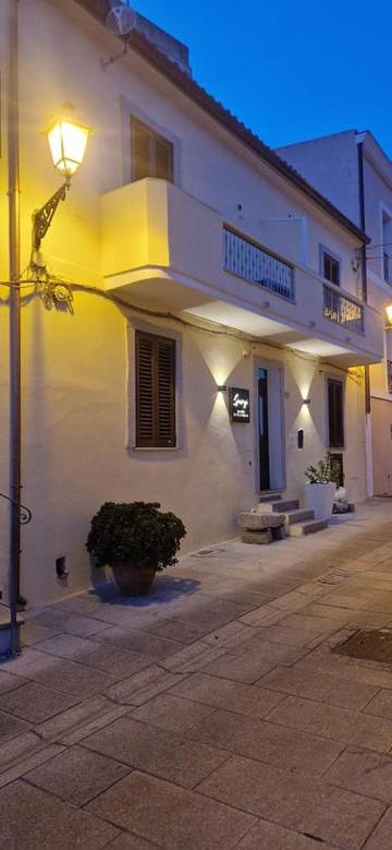 Maison d’hôte pour 2 personnes, avec vue et balcon dans La Maddalena