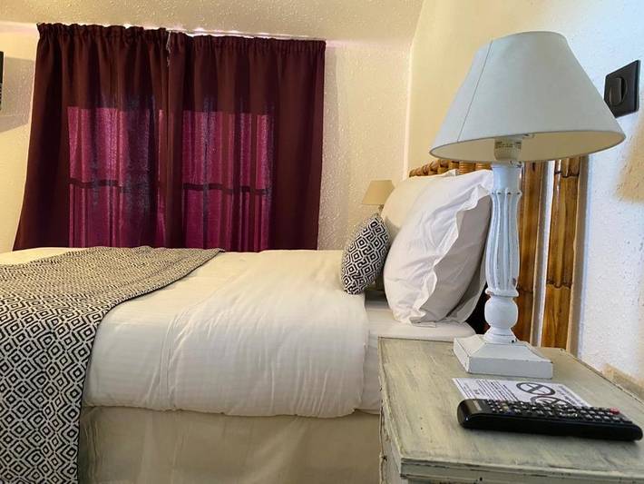 Hôtel pour 2 personnes, avec terrasse et jardin à Saint-Jeannet - 3