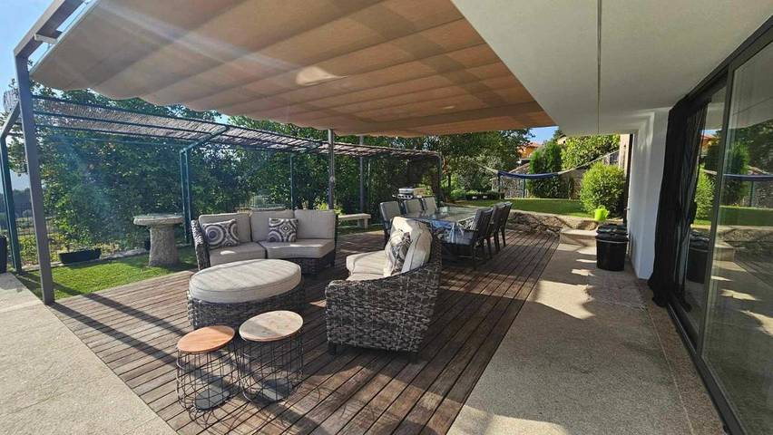 Casa rural para 7 personas, con jardín además de vistas y piscina en Arcos de Valdevez - 2