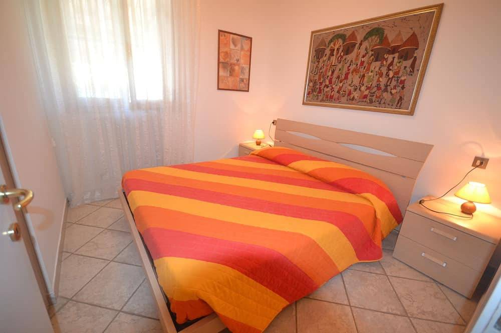 Große Villa mit 4 Schlafzimmer, zwei Badezimmer und einen großen Garten in Comacchio, Ferrara Provinz