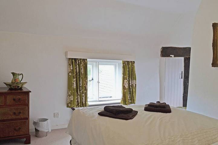4 bedroom accommodation in West Wittering in West Wittering Beach, West Wittering