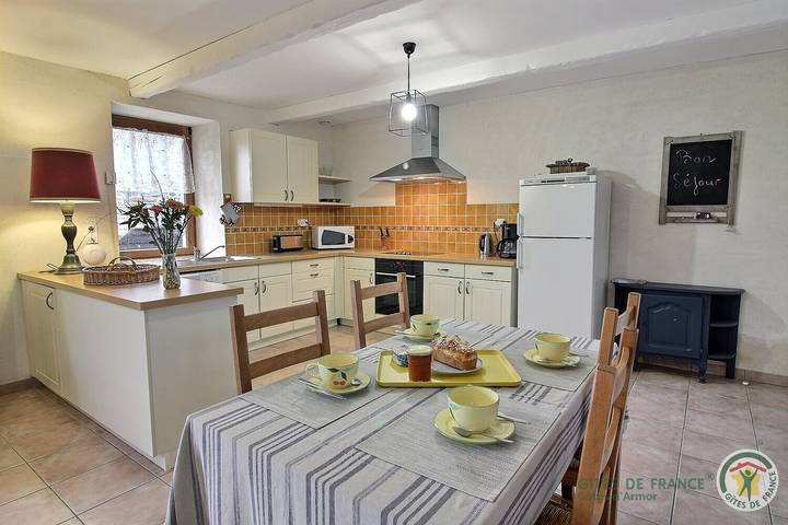 Gîte pour 4 personnes, avec jardin et terrasse à Fréhel - 4