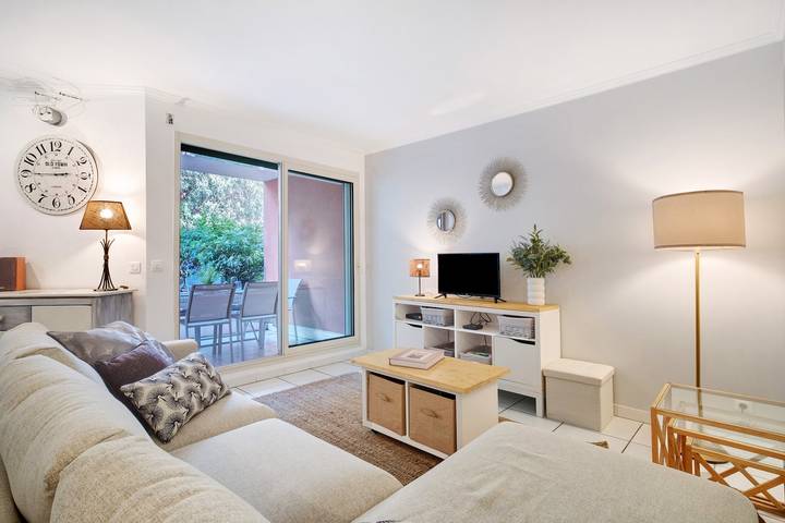 Ferienwohnung für 6 Personen, mit Garten in Théoule-sur-Mer, Cannes und Umgebung