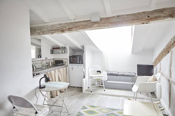 Vacation rental for 2 people, kid friendly in Nice (France)