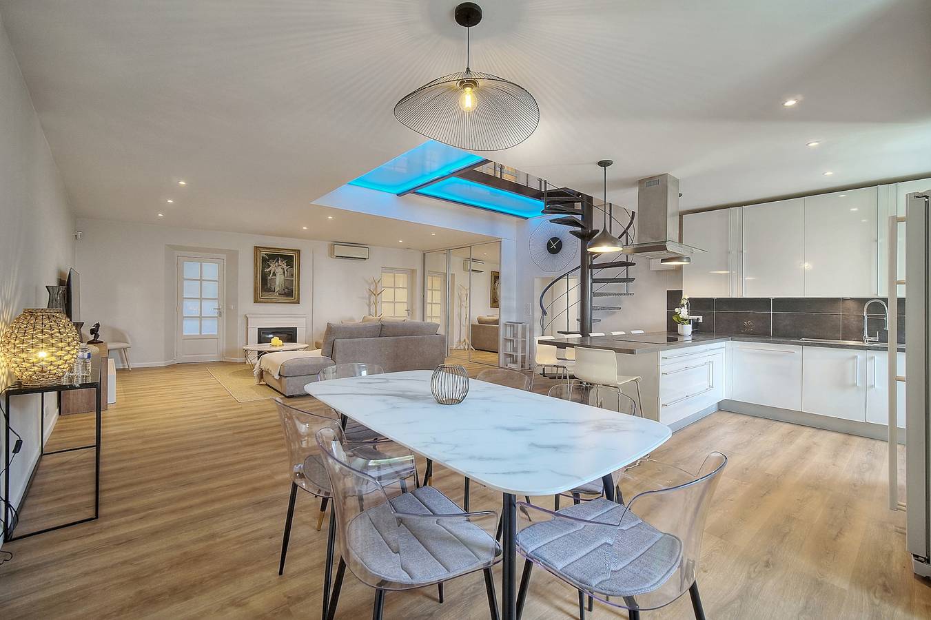 Hel lägenhet, Elegant Duplex 5 Chambres Plages Du Midi in Cannes, Medelhavskusten (Frankrike)