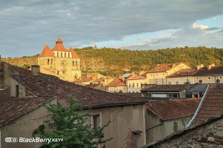 Appartement de vacances pour 10 personnes, avec jardin à Cahors