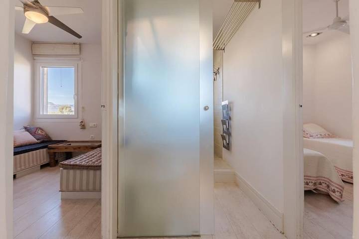 Ferienwohnung für 6 Personen, mit Balkon und Terrasse sowie Ausblick in Montroig Bahia - 3