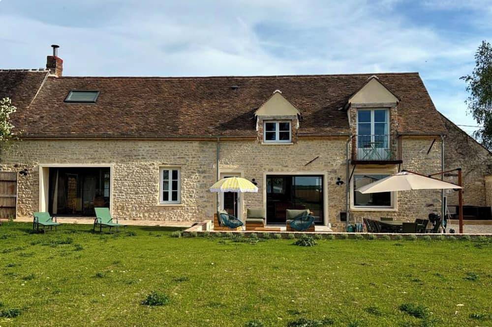 Maison campagne 7 chambres piscine Spa 1h Paris in Lorrez-le-Bocage-Préaux, Seine-et-Marne