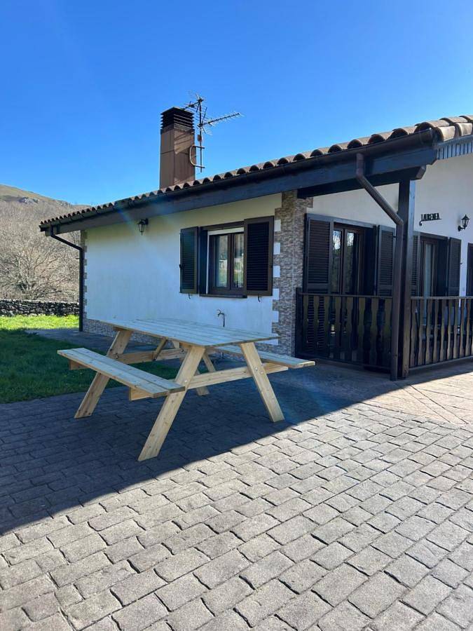 Casa de vacaciones para 7 personas, con vistas además de terraza y jardín en Navarra - 3