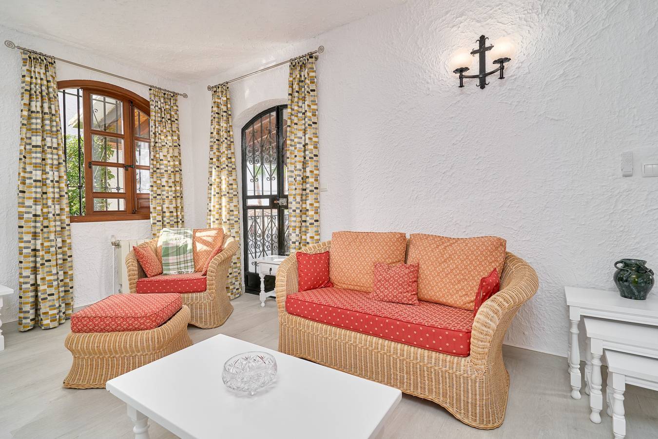 Vakantiehuis 'Las Palmas' met Uitzicht op Zee, Wi-Fi en Airconditioning in Senorio de Capistrano, El Capistrano