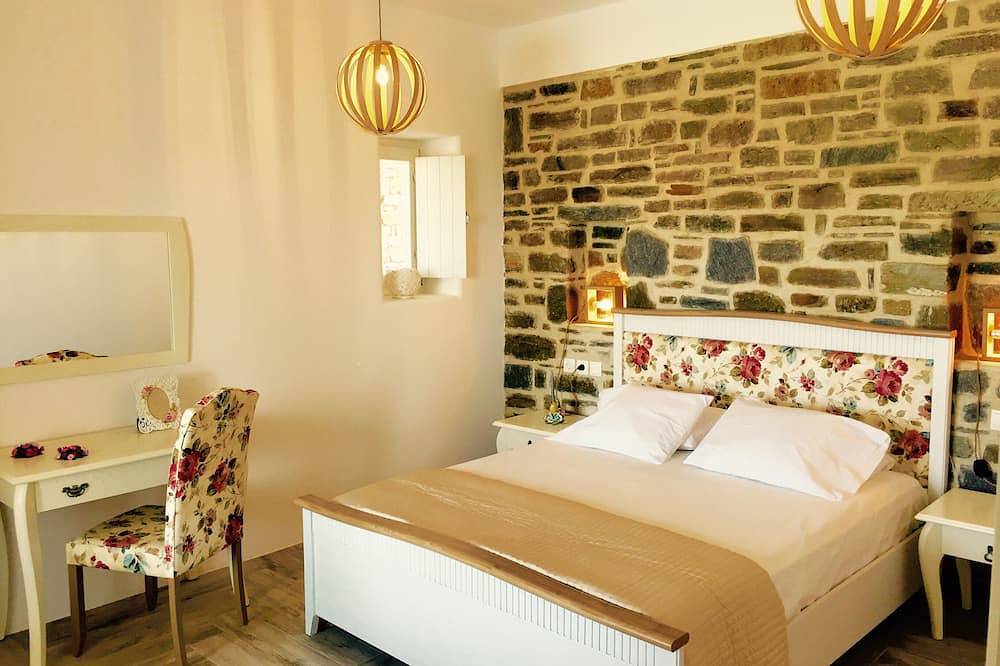 Luxusvillen mit Pool, Hydromassagen und Meerblick (max. 15 Personen) in Aliki, Paros