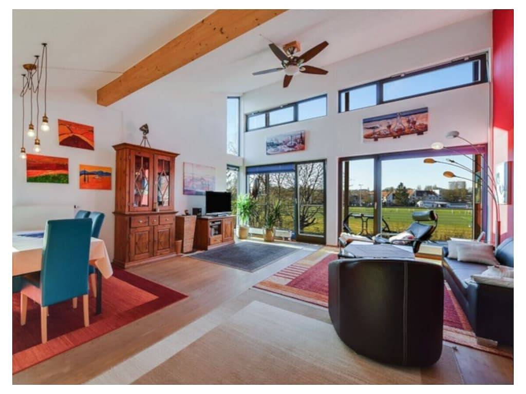 Holiday apartment in Munich with Wi-Fi in Munich Englschalking, Munich