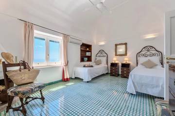Villa for 8 Guests in Marina Piccola (Capri), Capri, Picture 4