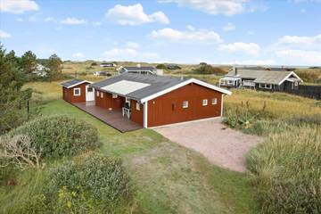 Ferienhaus für 4 Personen, mit Terrasse in Kjul Strand
