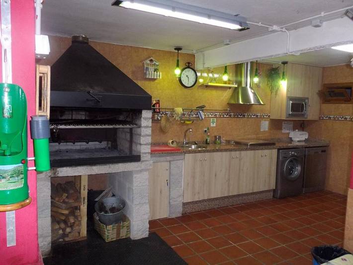 Casa rural para 5 personas, con Terraza además de Jardín y Vistas en Sariego - 4