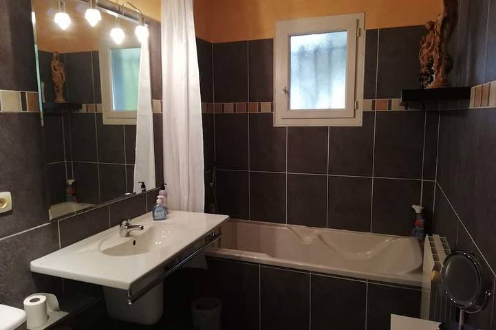 Villa de charme avec jardin, piscine privé, plages à 9 min, Sète  à 3 km in Frontignan, Côte méditerranéenne (France)