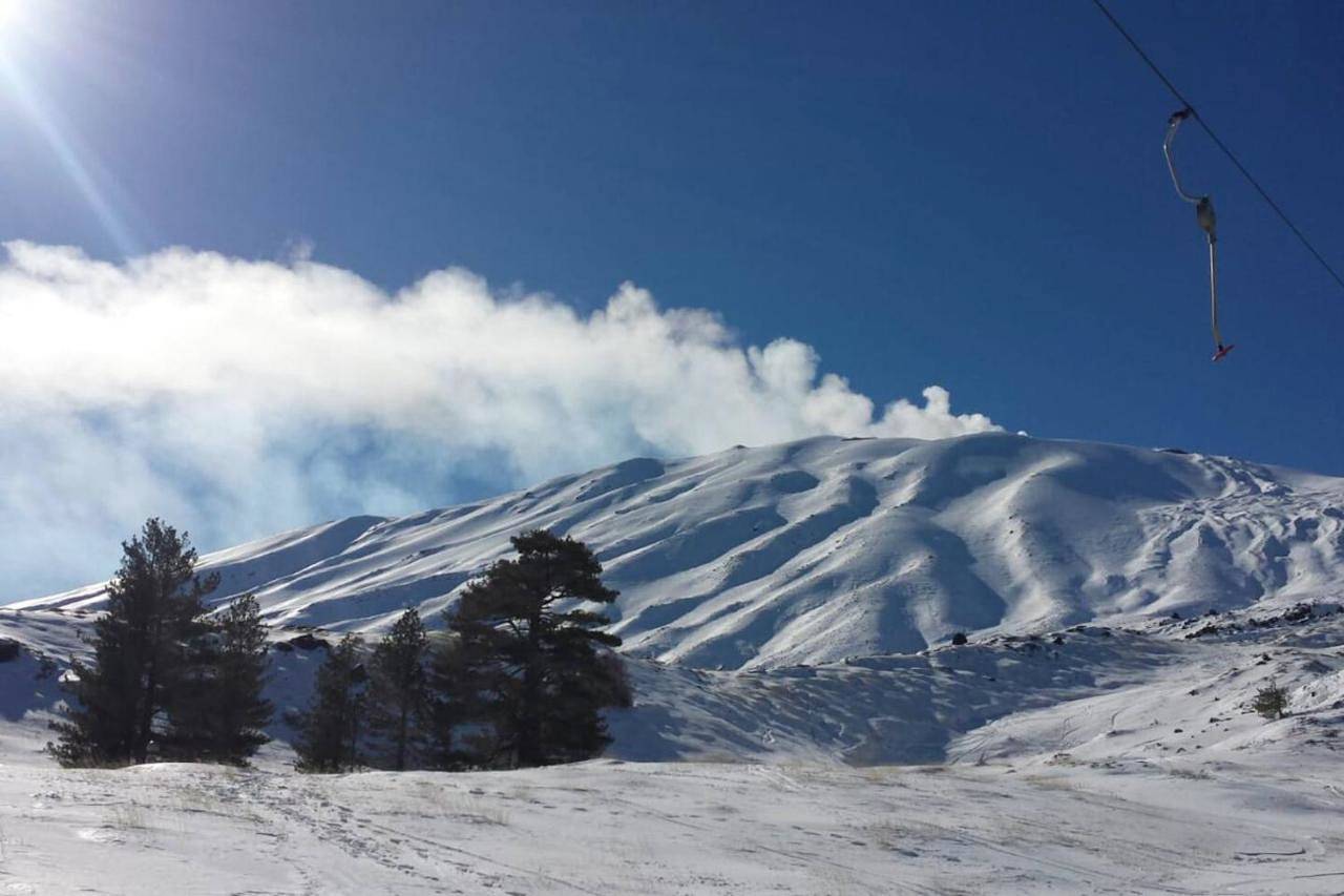 Appartamento intero, Three-Bedroom Apartment in Linguaglossa, Etna