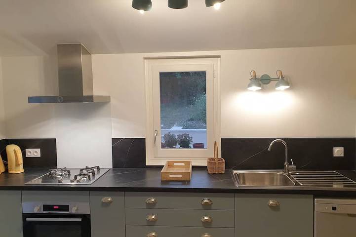 Gîte pour 5 personnes, avec piscine à Galapian - 2