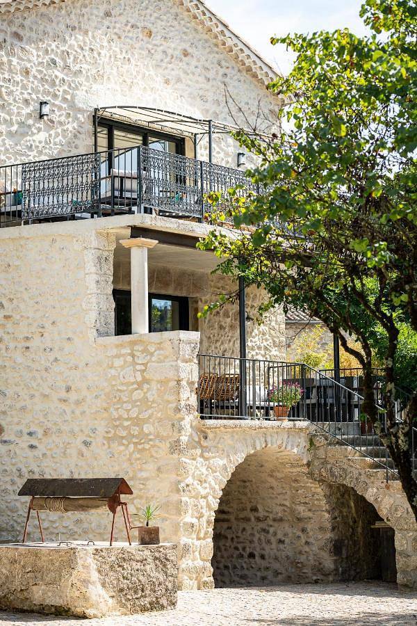 Location de vacances pour 8 personnes, avec piscine et balcon à Rosières (Ardèche) - 3