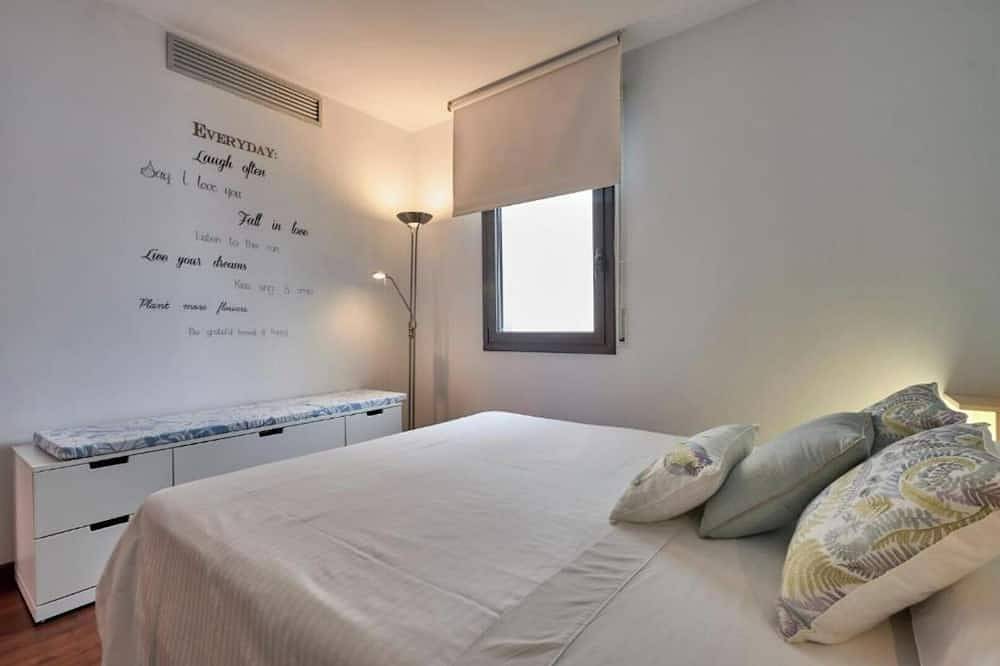 Apartamento entero, Apartamento Deluxe Rm2 in Gerona, Gironés