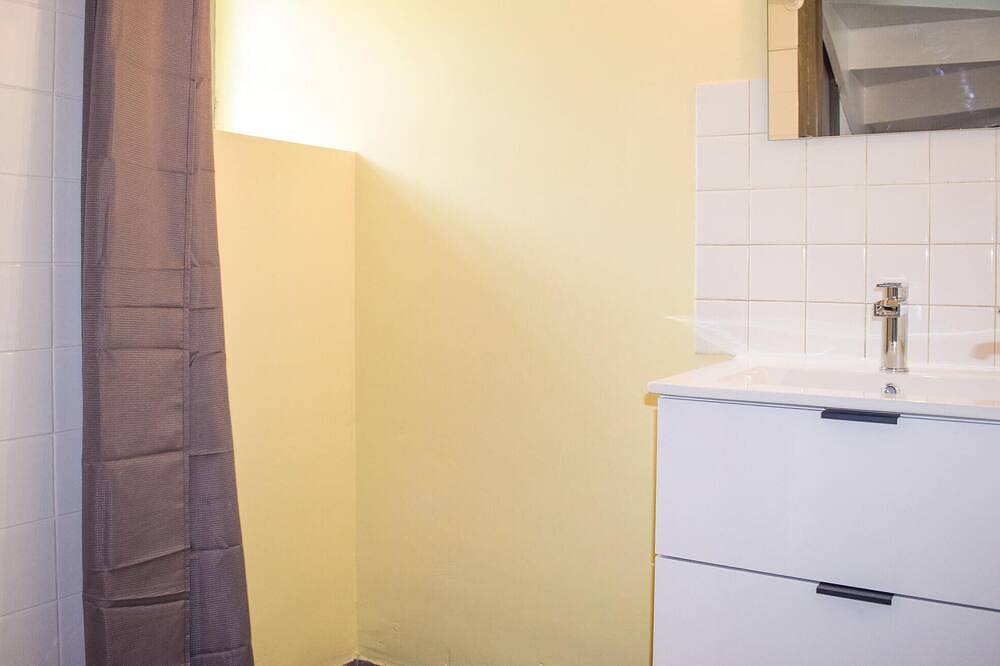 Schönes 1-Zimmer-Haus in Goudelin in Goudelin, Guingamp Region