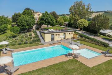 Agriturismo Con Piscina per 16 Persone in Fermo (Villaggio), Fermo, Foto 1