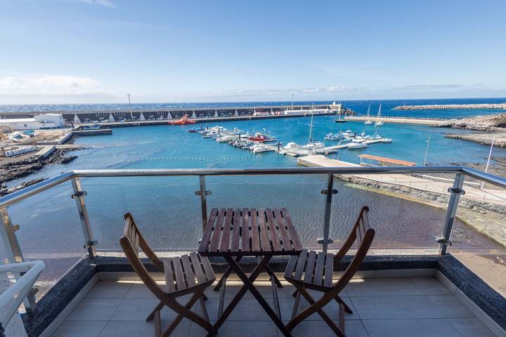 Apartamento para 3 personas, con vistas al mar además de terraza y vistas en La Restinga