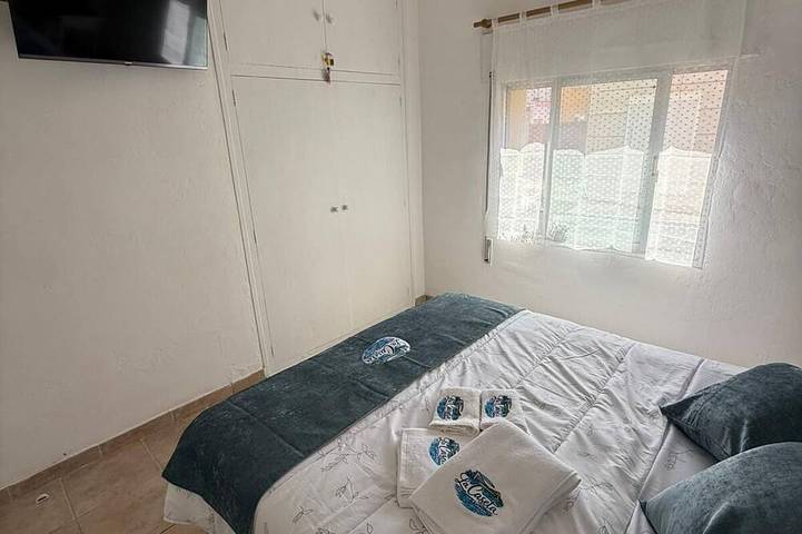The dambosta hut, ideal for families (pet friendly). in Amposta, Delta de l'Ebre