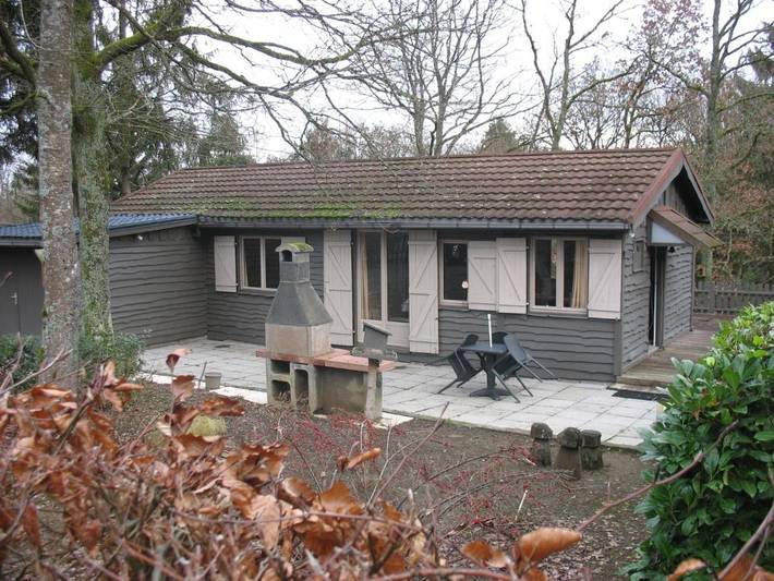 Gîte pour 5 personnes, avec jardin dans Dochamps