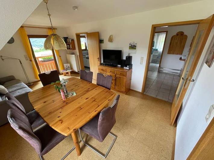 Ferienwohnung für 8 Personen, mit Balkon und Terrasse sowie Garten und Ausblick in Schramberg