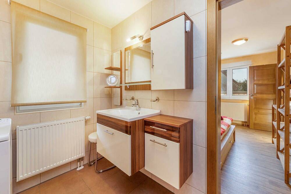 Ganze Wohnung, Ferienwohnung Lotse - Ferienwohnung in Schaprode, Rügen