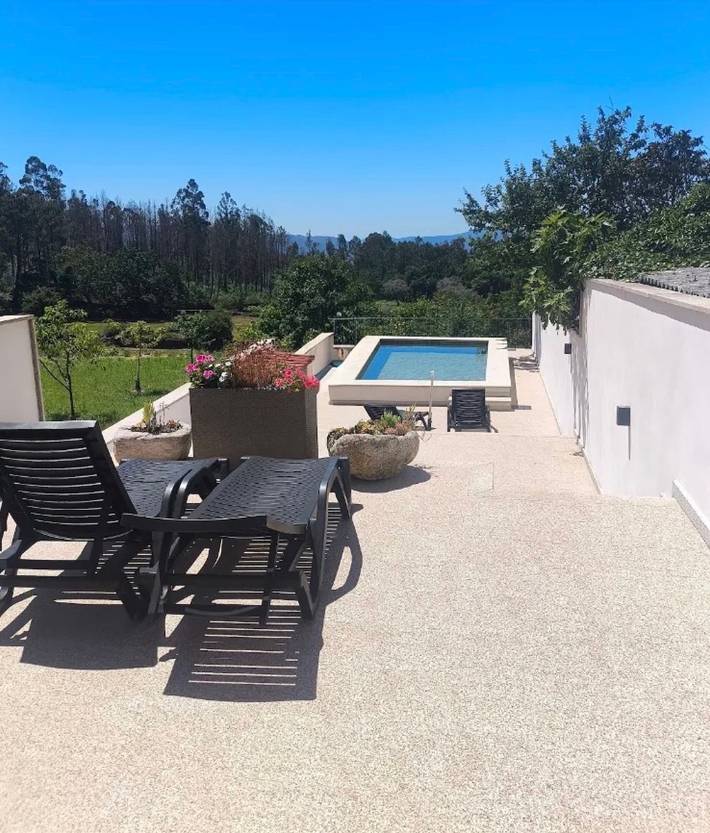 Holiday Home 'Sentir O Minho' with Mountain View, Private Pool and Wi-Fi