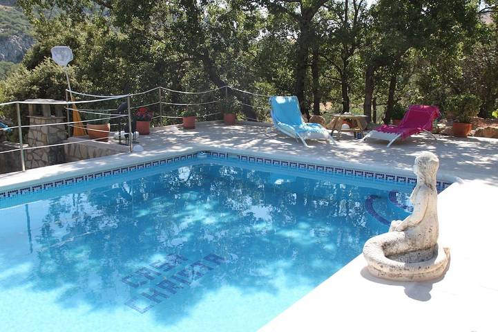 Maison de vacances pour 2 personnes, avec terrasse ainsi que jardin et piscine - 1