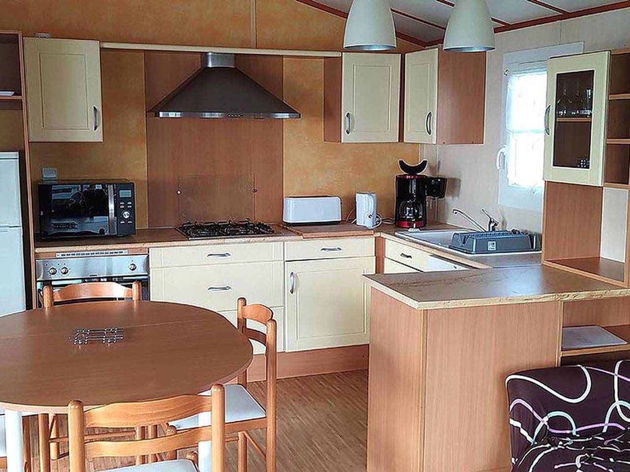 Chalet en Brem - 3 Dormitorios, Terraza, 6 Personas in Brem-sur-Mer, Valle del Loira