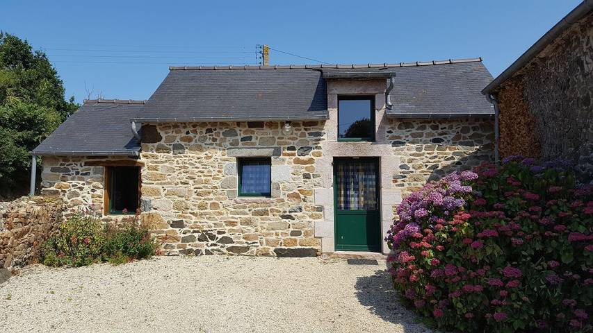 Gîte pour 4 personnes, avec jardin dans Lamballe-Armor - 2