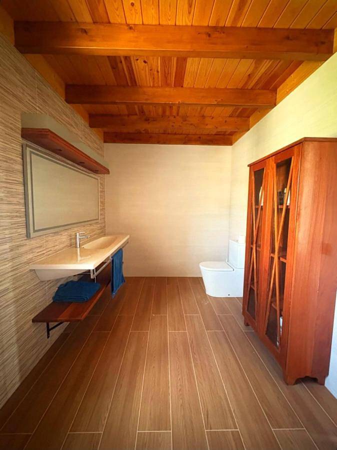 Location de vacances pour 6 personnes, avec vue ainsi que terrasse et piscine dans Tetir - 3