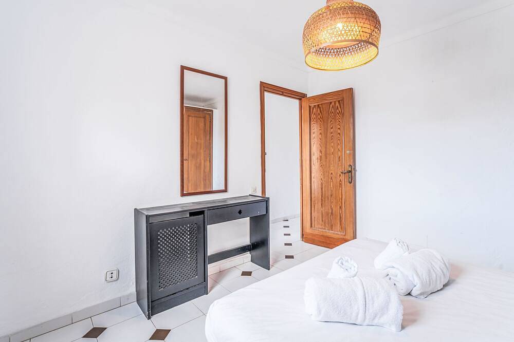 Entire apartment, Es Grop Vista Mar in S'Arenal Petit, Sant Joan de Labritja