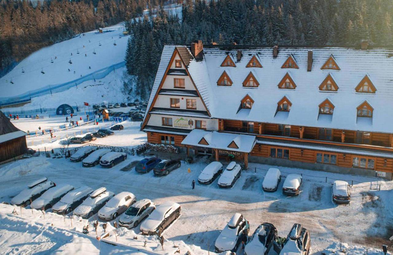 Triple Room with Private Bathroom in Suche, Karpaty (Polska)