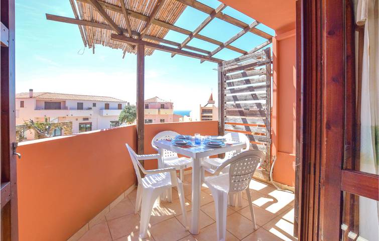 Apartamento vacacional entero, Apartamento de vacaciones con vistas al mar - 700m de la playa in Torre dei Corsari, Arbus (Municipio)
